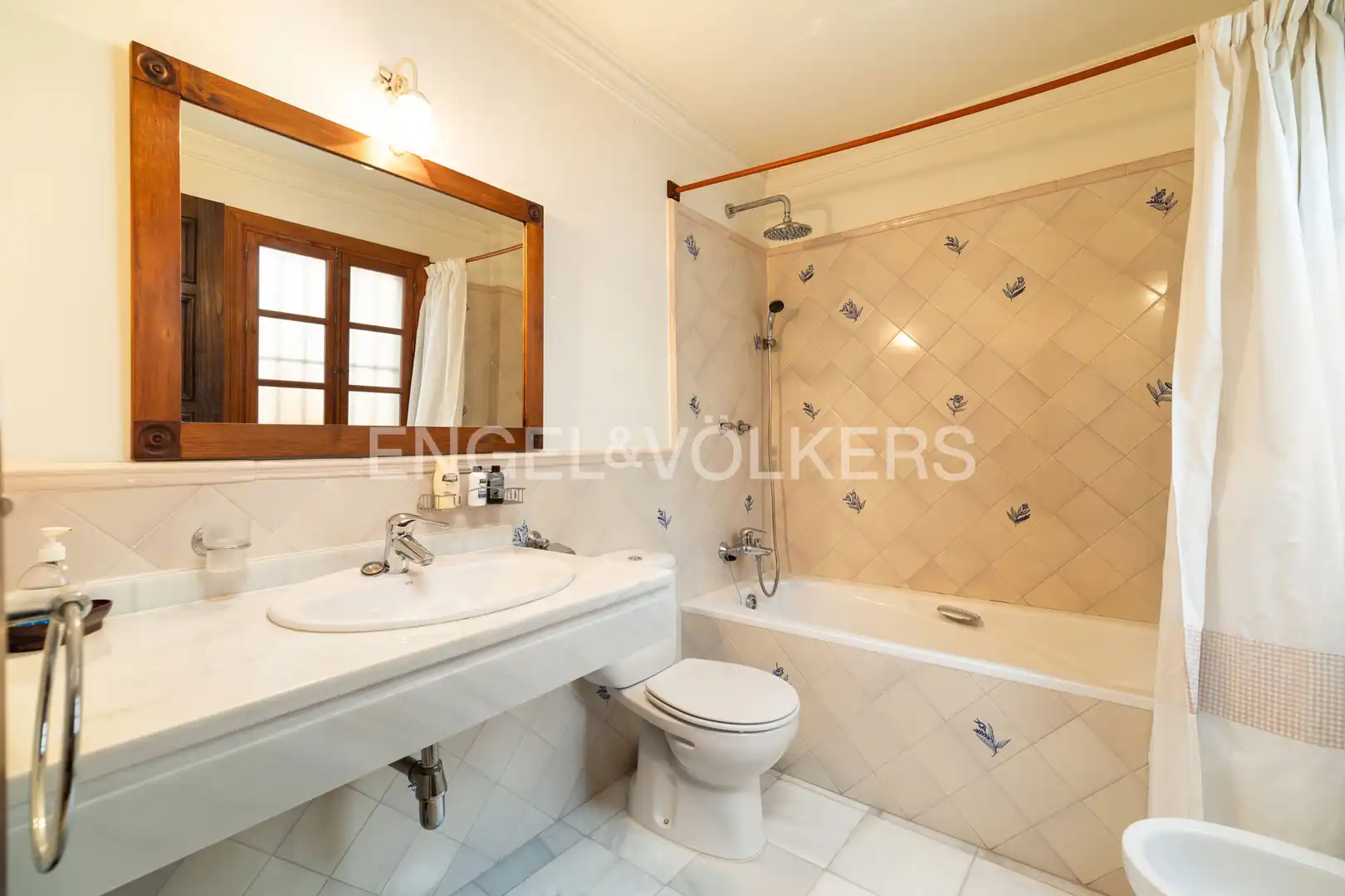 Baño de Casa o chalet de alquiler en Sanlúcar de Barrameda con Aire acondicionado, Calefacción y Terraza