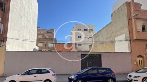 Foto 2 von Residential zum Verkauf in Avenida de Abril - 9 de Octubre, Sagunto / Sagunt