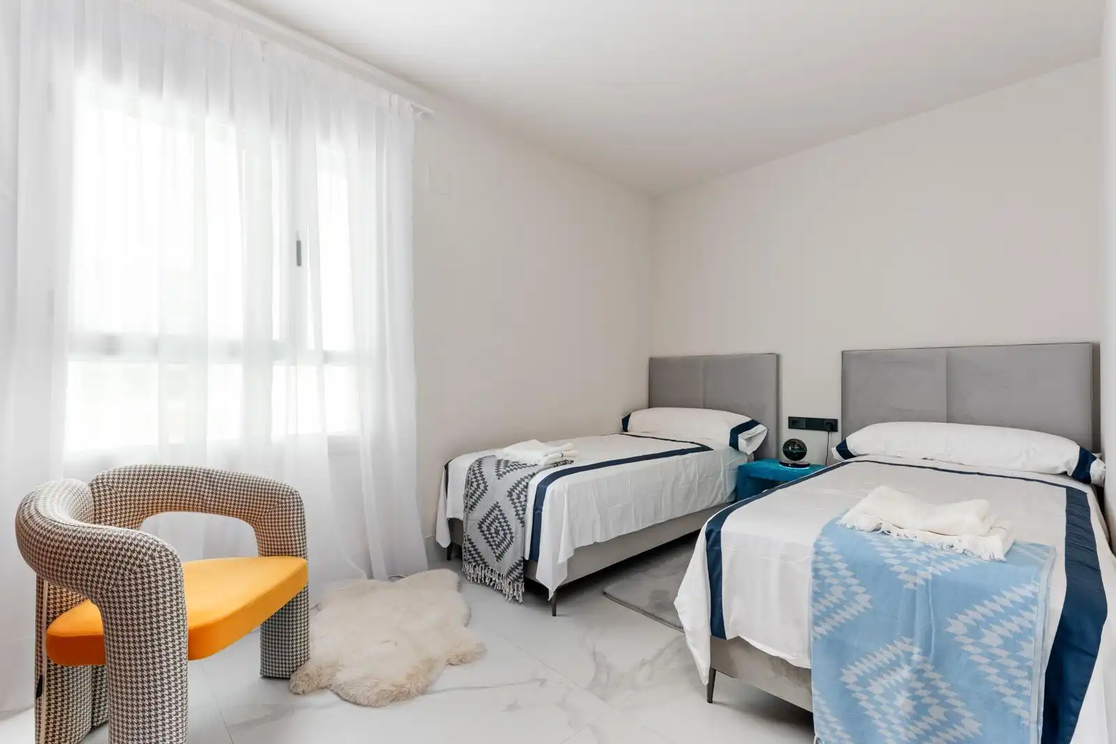 Apartamento con piscina en alquiler en San Pedro de Alcántara, imagen 22