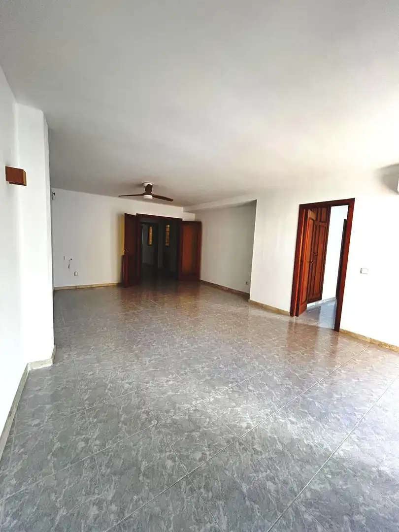 Piso de alquiler en  Palma de Mallorca con Aire acondicionado, Calefacción y Terraza