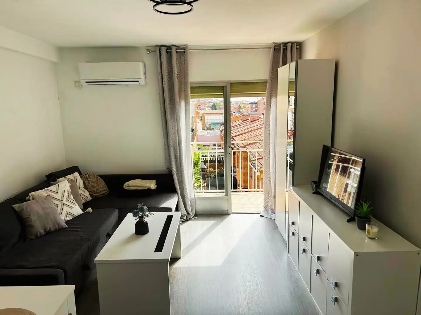 Wohnzimmer von Wohnung zum Verkauf in Alcobendas mit Klimaanlage, Heizung und Terrasse