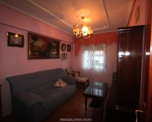 Bedroom of Flat for sale in Santurtzi 