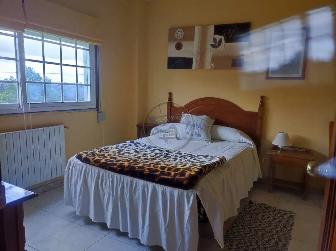 Habitación de Finca rústica en venta en Vigo  con Calefacción, Trastero y Piscina