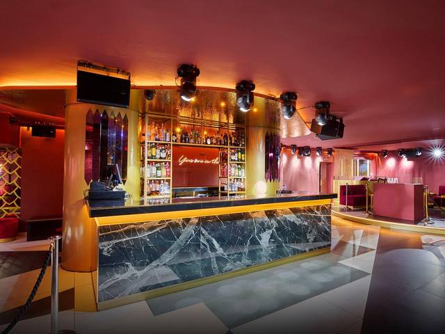 Local comercial en Alquiler en Hispanoamérica - Bernabéu