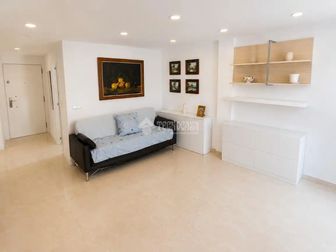Sala de estar de Piso en venta en Málaga con Balcón