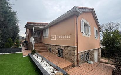 Exterior view of House or chalet for sale in Collado Villalba  with Heating, Terrace and Storage room