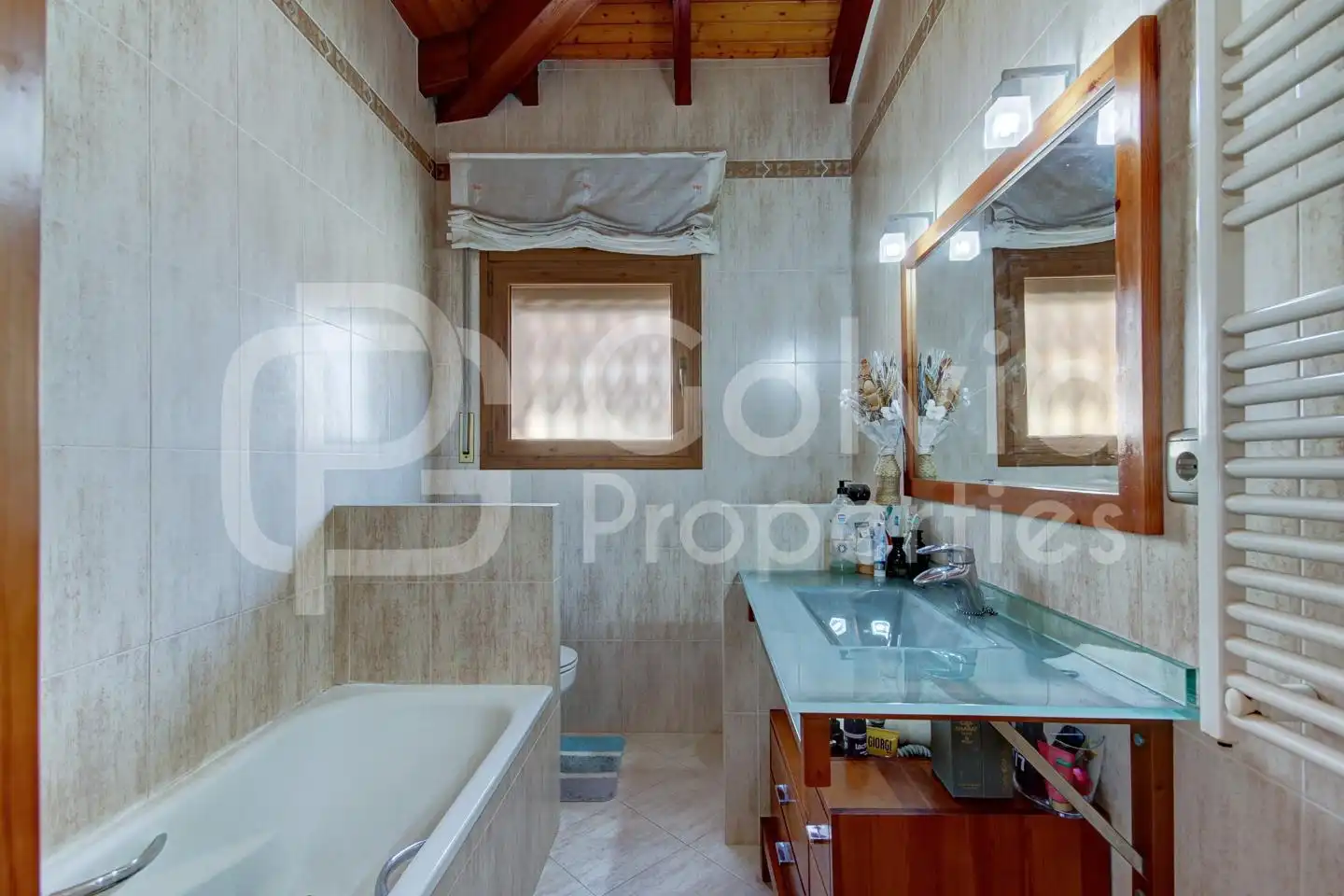 Baño de Casa o chalet en venta en Castelldefels con Aire acondicionado, Calefacción y Jardín privado