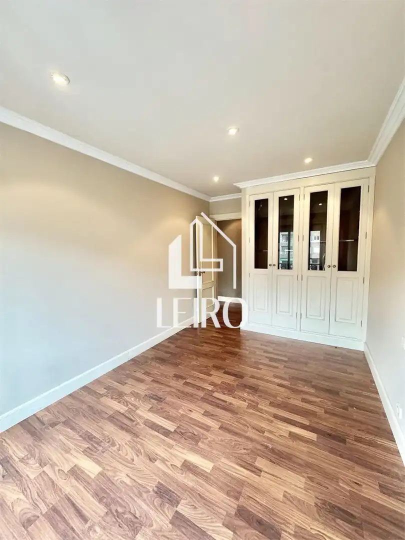 Piso en venta en Vilagarcía de Arousa con Calefacción, Parquet y Trastero