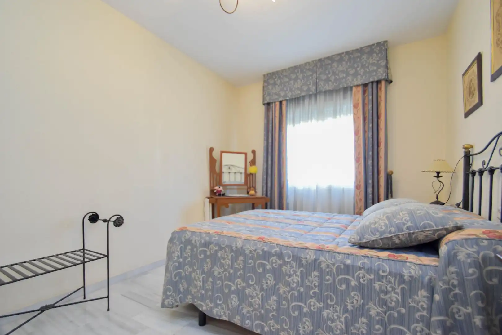 Habitación de Casa o chalet de alquiler en Cájar