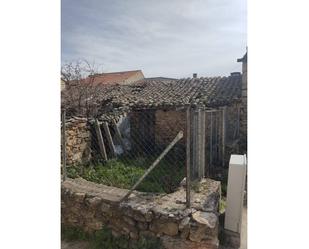 Casa o xalet en venda en Piñuécar-Gandullas amb Jardí privat