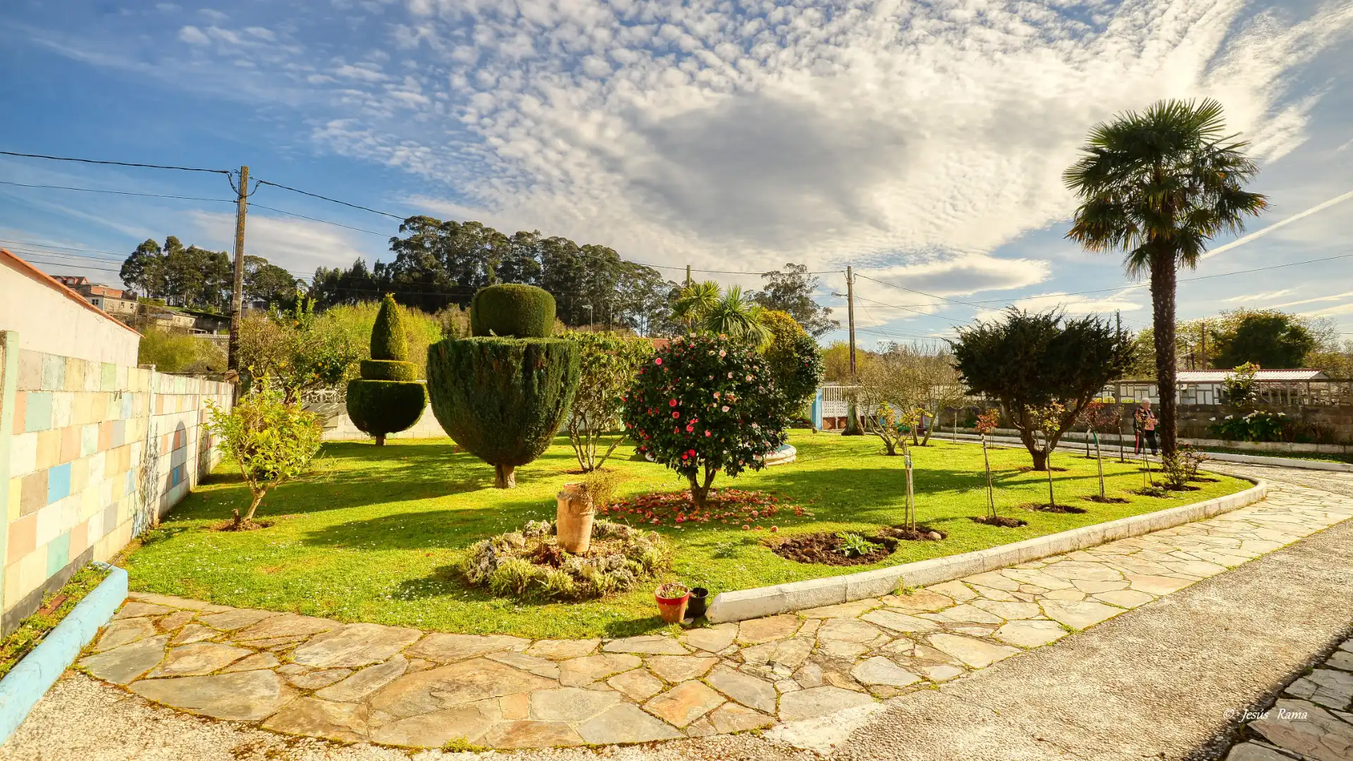 Jardí de Casa o xalet en venda en Oleiros amb Jardí privat, Traster i Moblat