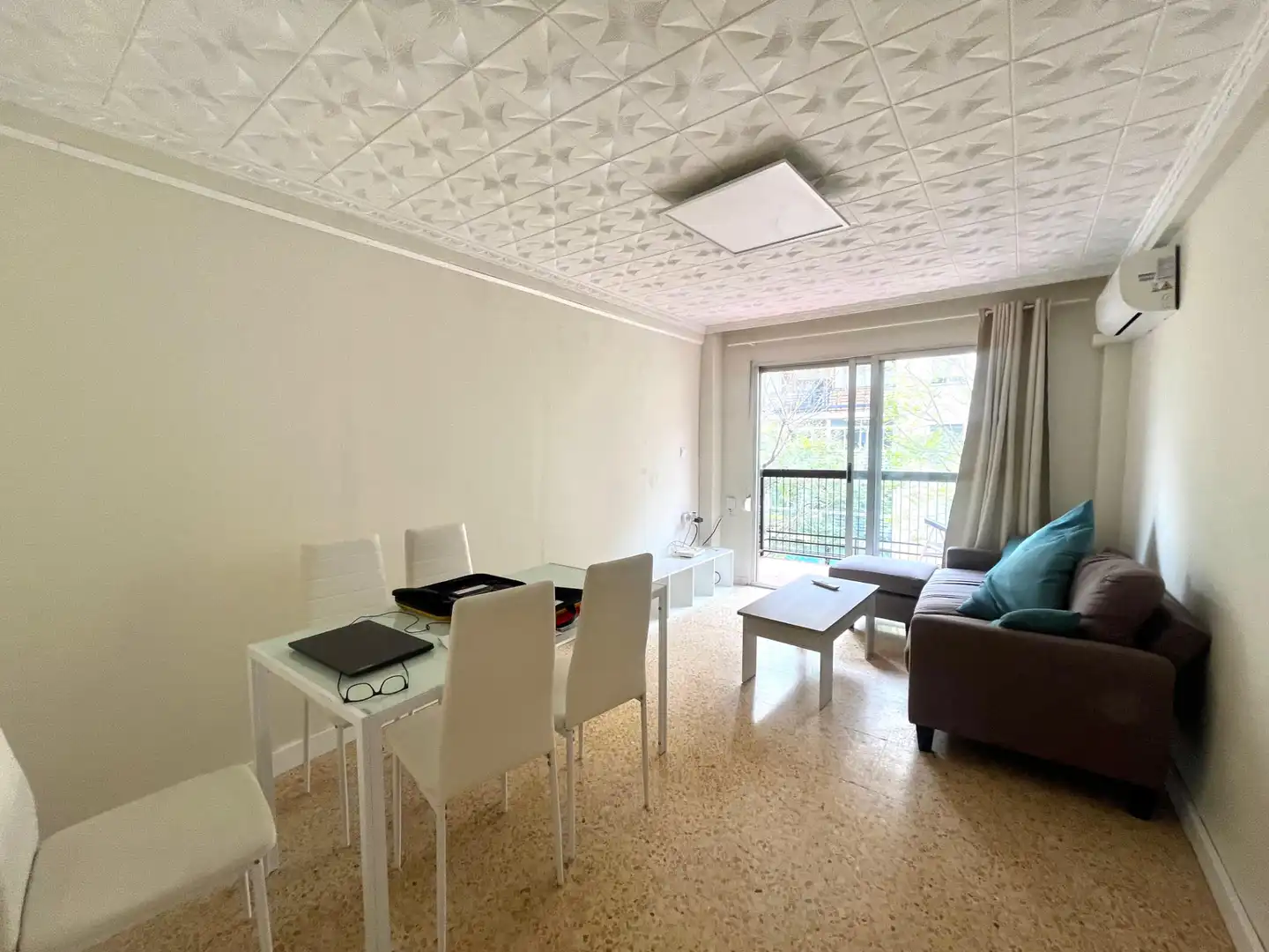 Sala de estar de Piso en venta en  Valencia Capital con Aire acondicionado, Amueblado y Horno