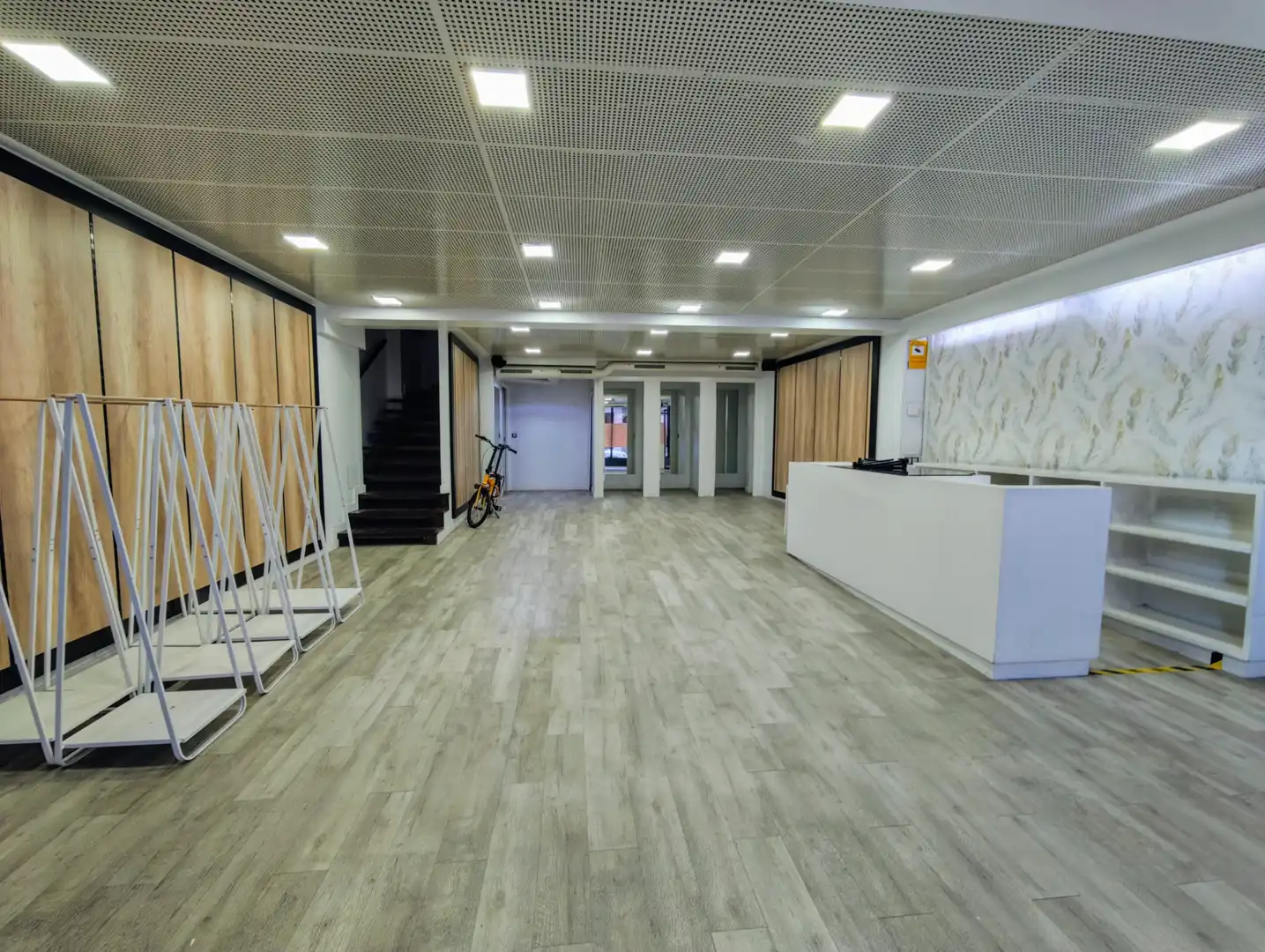 Local comercial de lloguer a Juan Antonio Abasolo Kalea 10, imagen 4