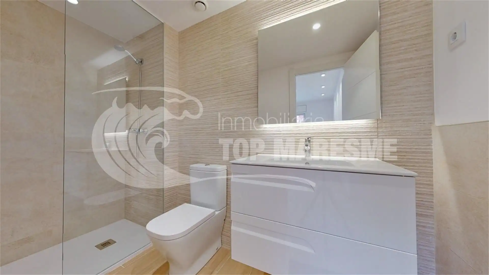 Planta baja en venta en Carrer Illes Medes, 22, Les Franqueses del Vallès