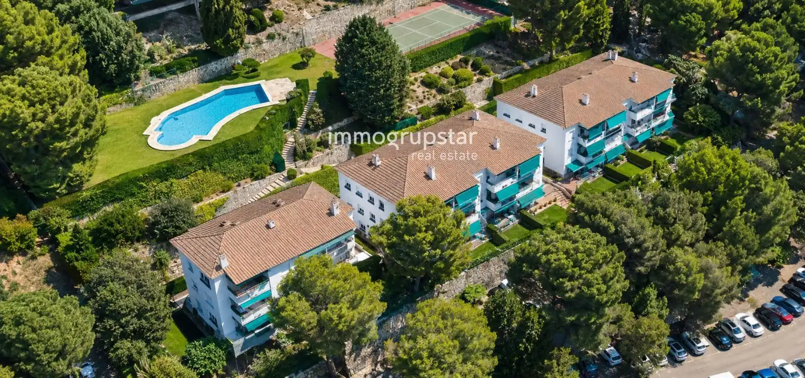 Vista exterior de Apartament en venda en Palafrugell amb Terrassa, Traster i Piscina