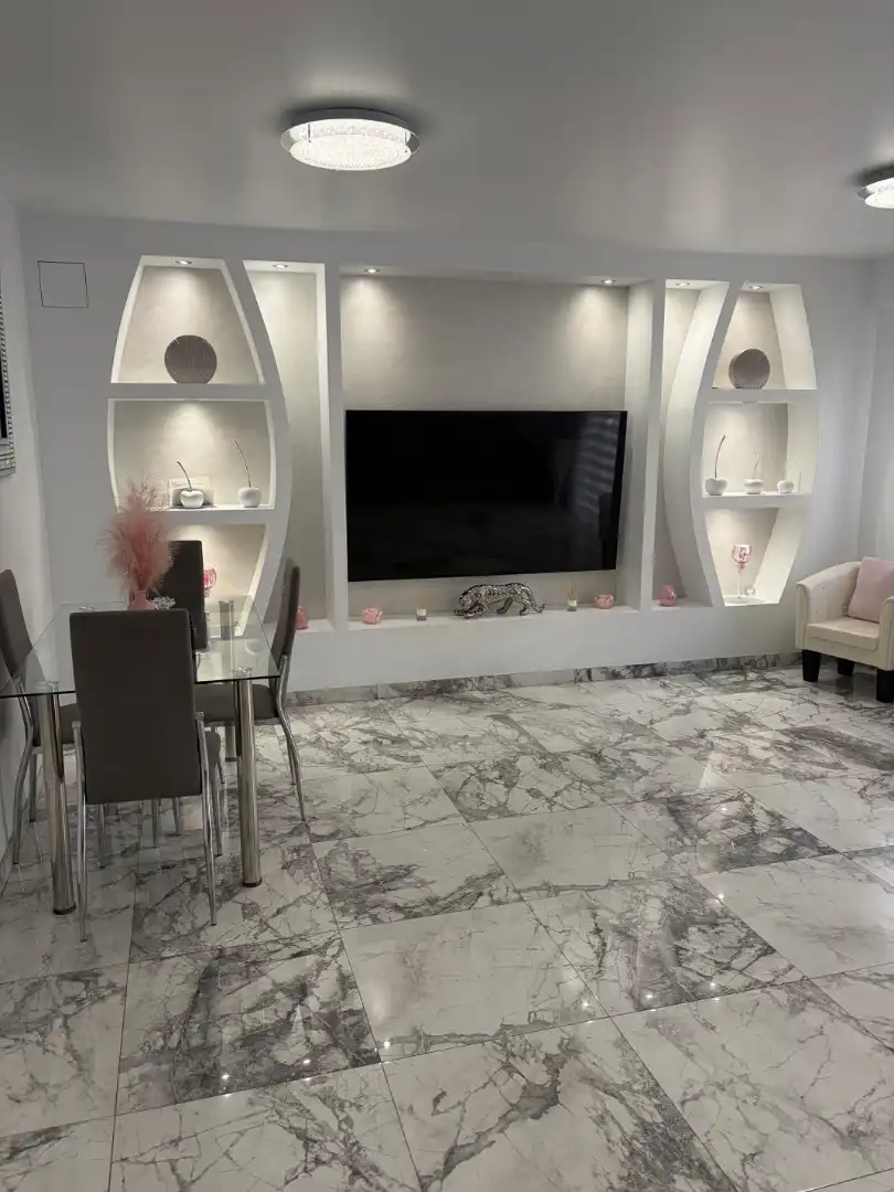Piso en venta en Carrer Victoria Kent