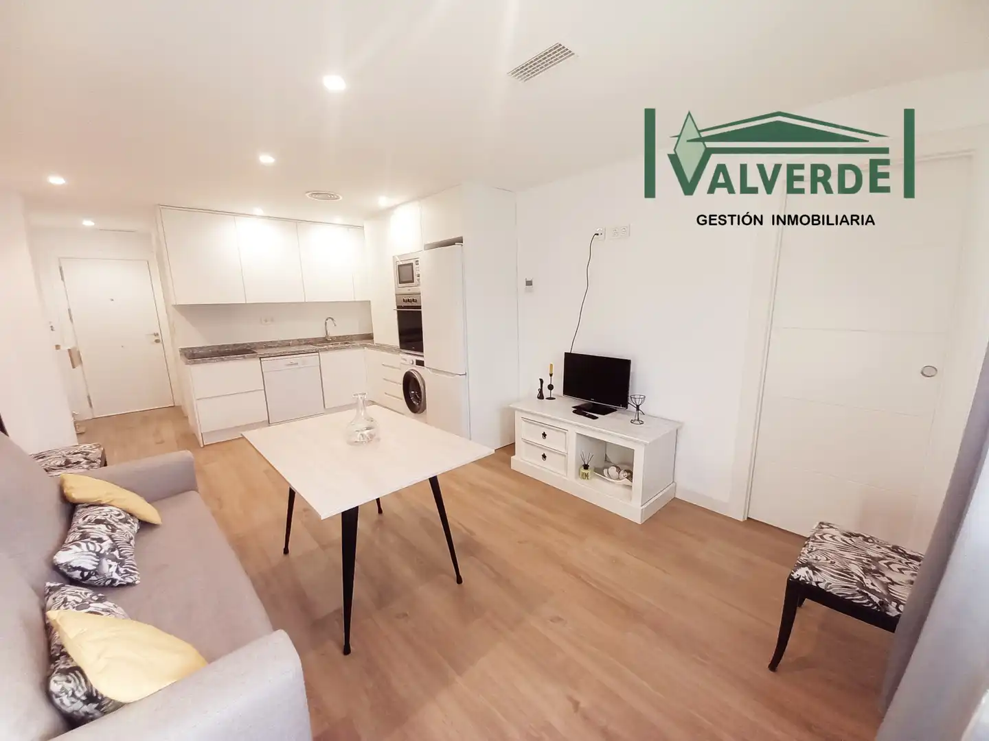Wohnzimmer von Wohnungen zur Miete in Granada mit Klimaanlage, Heizung und Möbliert