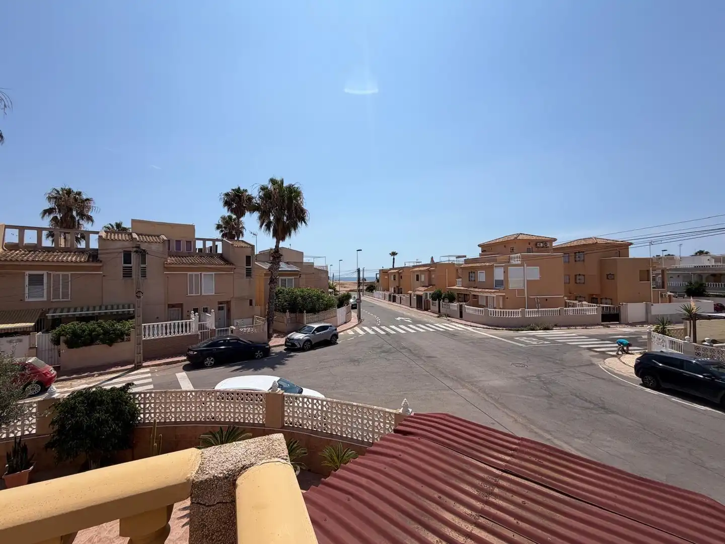 Vista exterior de Casa adosada en venta en Torrevieja con Jardín privado, Terraza y Trastero