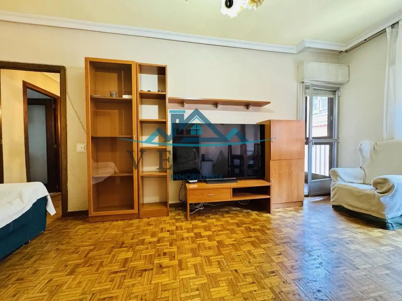 Sala d'estar de Pis en venda en Talavera de la Reina amb Calefacció, Parquet i Terrassa