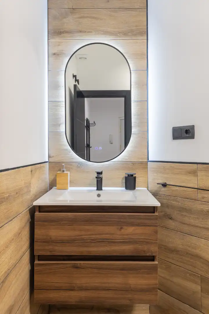 Bany de Apartament de lloguer en Madrid amb Aire condicionat, Calefacció i Moblat