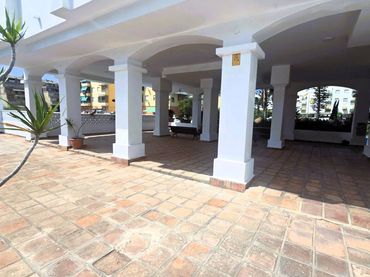 Apartment with balcony for sale in Salobreña Costa