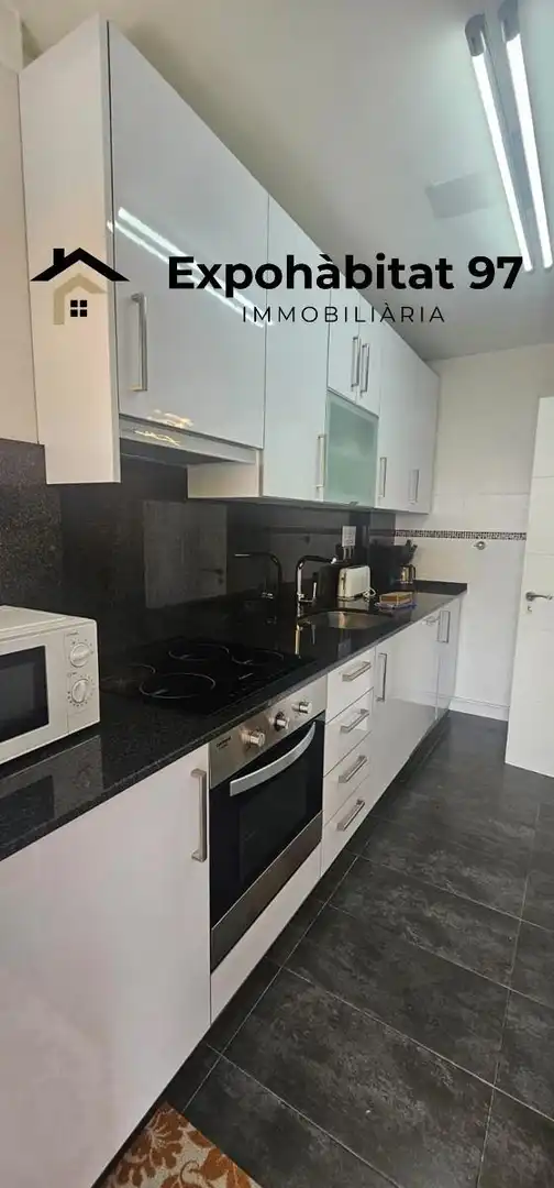 Cocina de Apartamento en venta en Mont-roig del Camp con Aire acondicionado y Piscina comunitaria