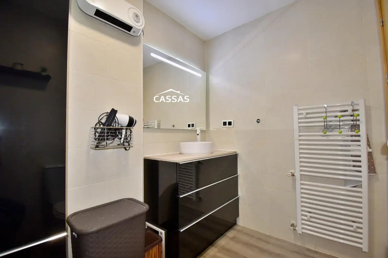 Baño de Planta baja en venta en Torrejón de Ardoz con Aire acondicionado, Calefacción y Jardín privado