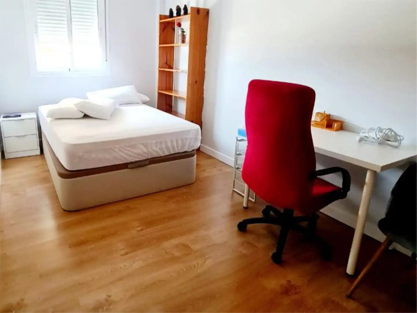 Habitación de Piso en venta en Marbella con Aire acondicionado, Terraza y Trastero