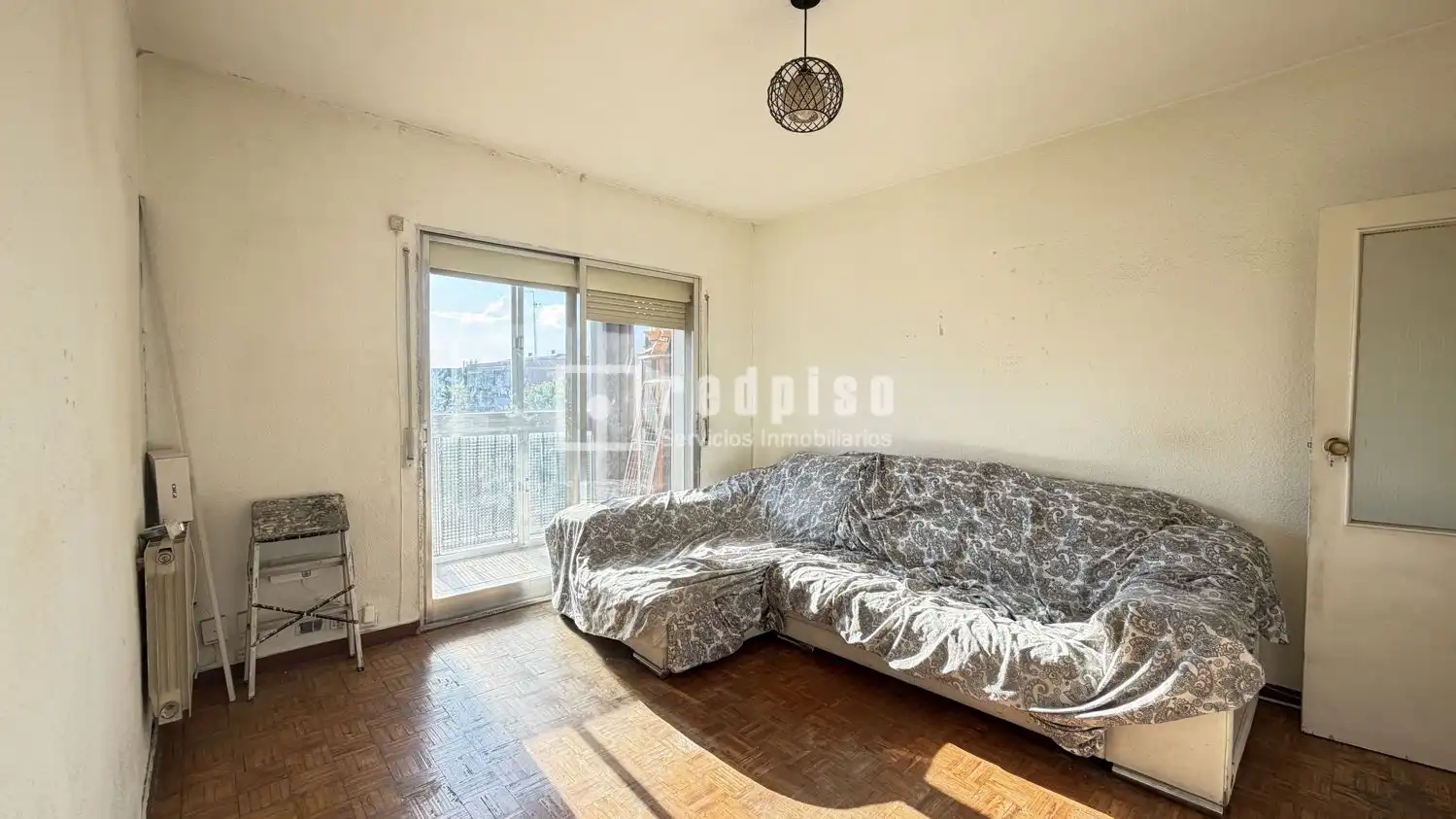 Living room of Flat for sale in Leganés  with Heating, Parquet flooring and Terrace