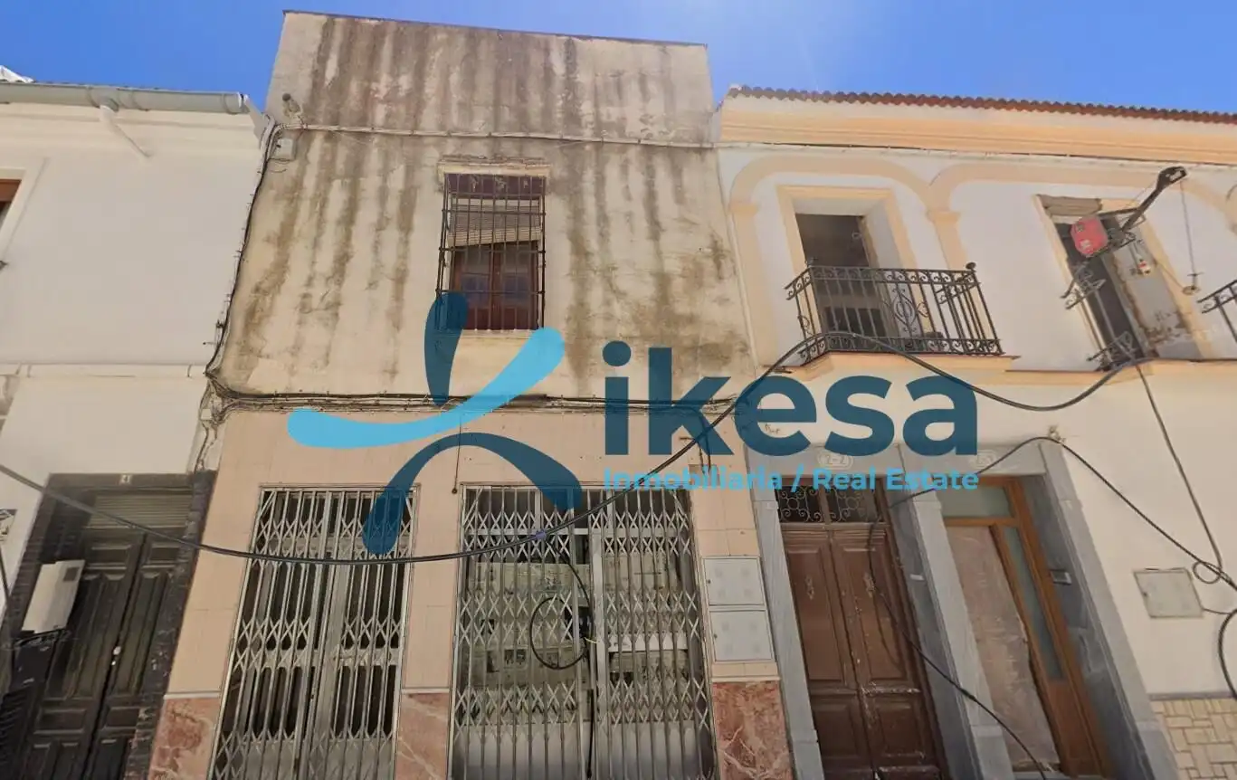 Vista exterior de Piso en venta en Teba