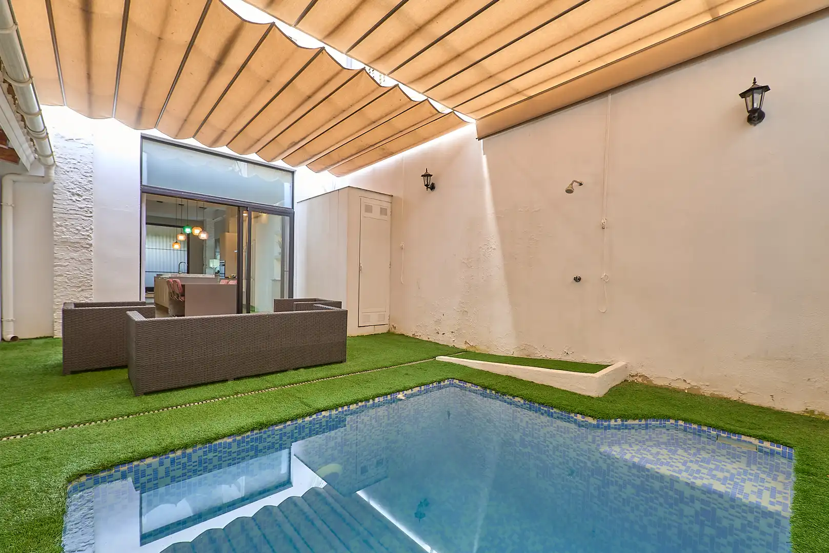 Piscina de Apartament de lloguer en Valencia amb Aire condicionat, Calefacció i Piscina