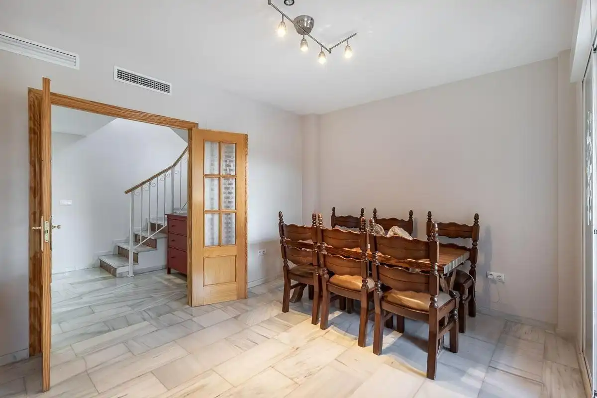 Chalet con piscina en venta en Calle Venus, imagen 7