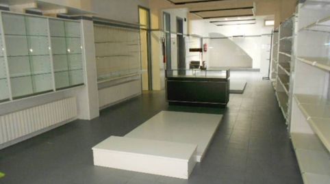 CASA CON LOCAL EN VENTA
