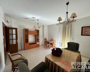 Sala d'estar de Pis en venda en Palma del Río amb Traster i Balcó