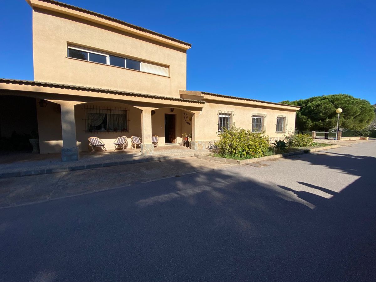 Vista exterior de Finca rústica en venda en Cartagena amb Terrassa i Piscina