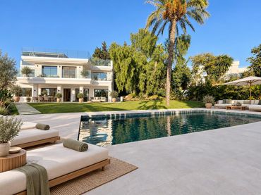 Casa con piscina en alquiler en RAMON J SENDER-LA CAMPANA 5