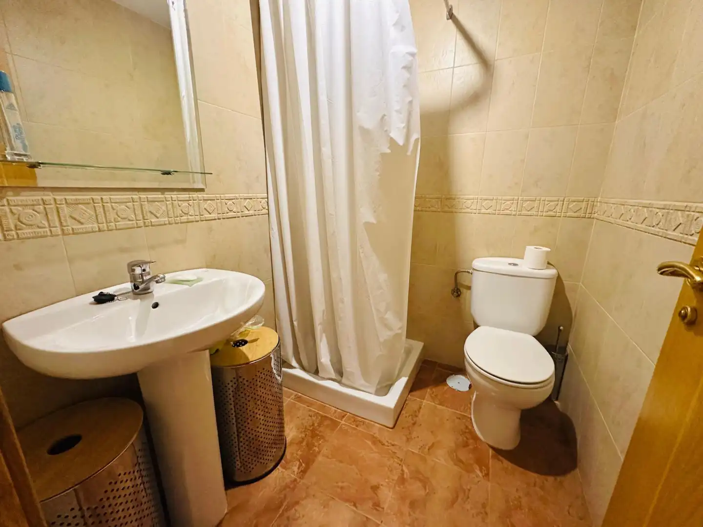 Badezimmer von Wohnung zur Miete in Málaga mit Klimaanlage und Balkon