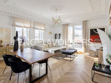 Ático con ascensor en venta en Gran Vía