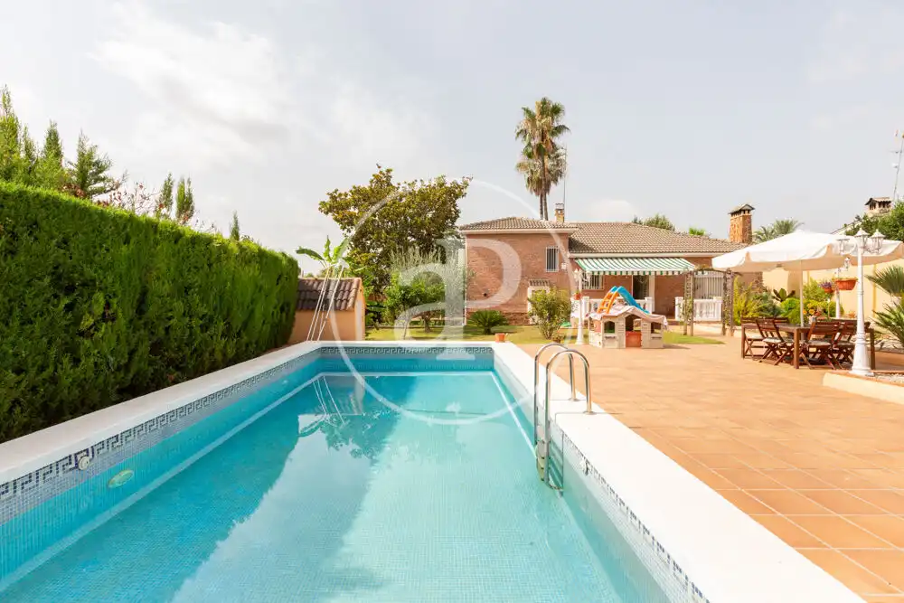 Casa o xalet en venda a Montserrat