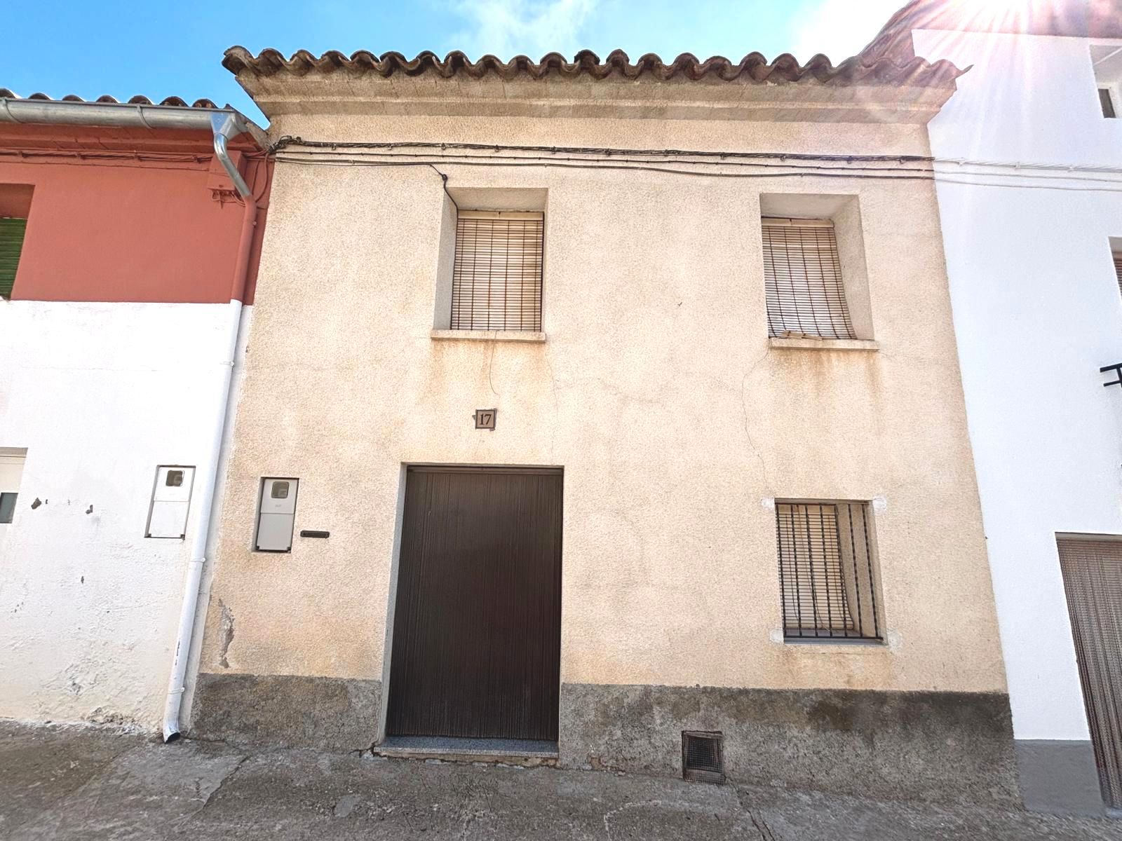 Vista exterior de Finca rústica en venda en Alcampell amb Terrassa i Moblat