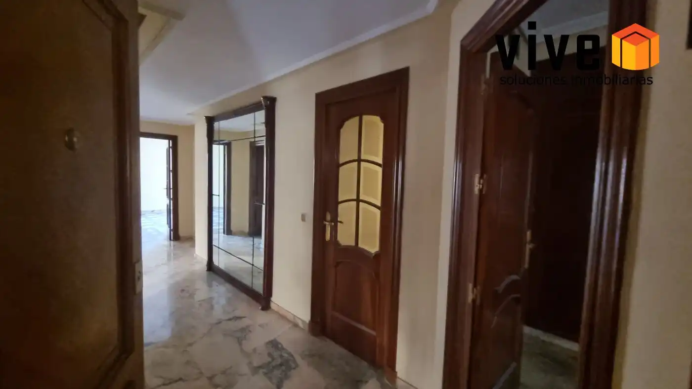 Flat with lift to rent in Calle Rafael Salas González, imagen 12