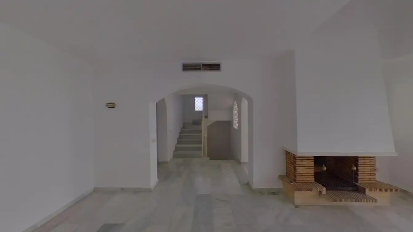 Casa adosada en venda en Estepona amb Aire condicionat i Piscina