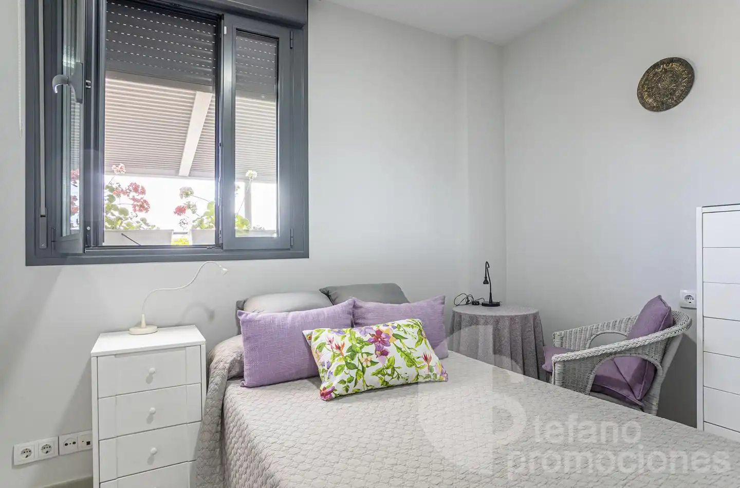 Schlafzimmer von Dachboden zum Verkauf in Málaga mit Klimaanlage, Terrasse und Abstellraum