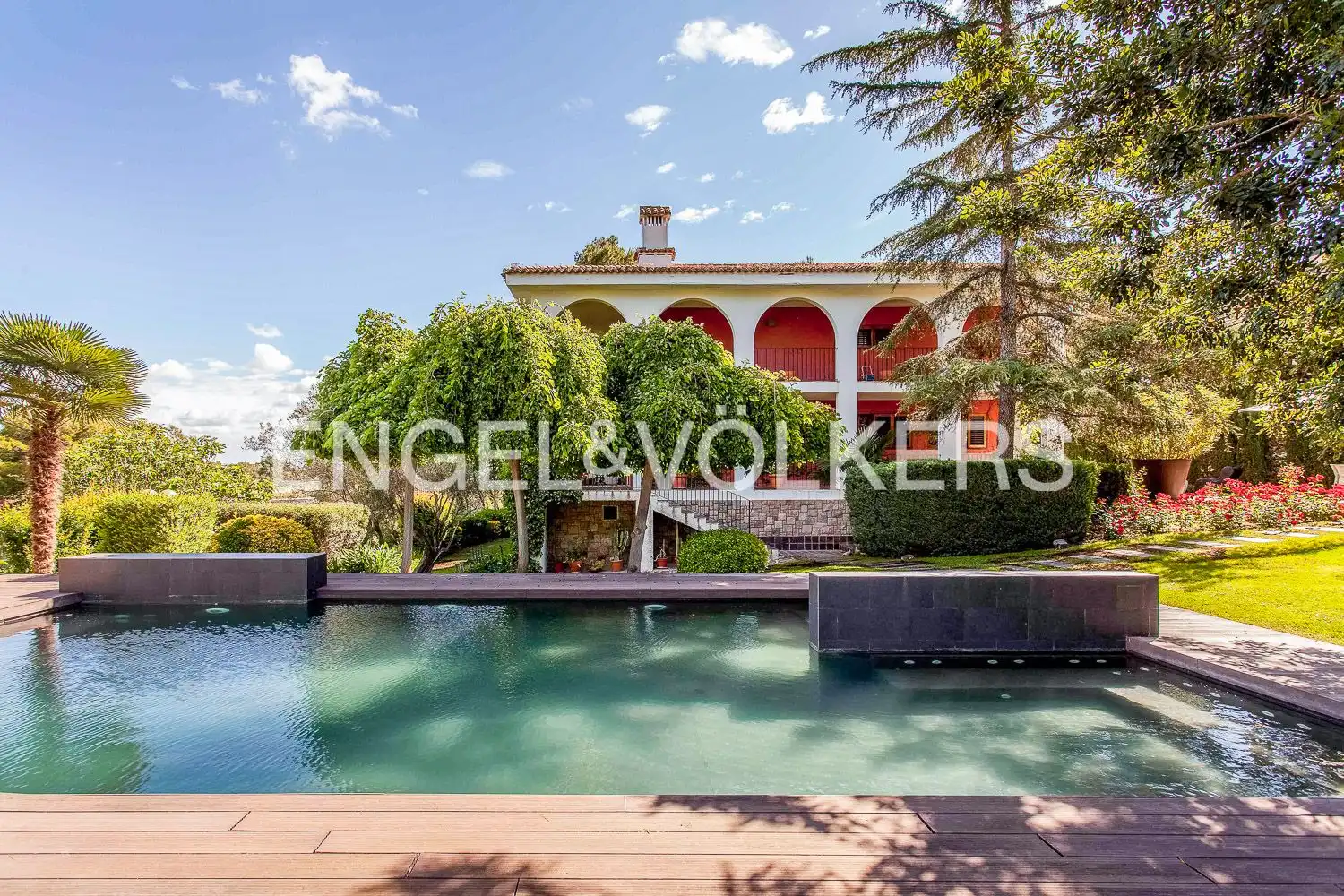Casa con piscina en venta en El Bosque