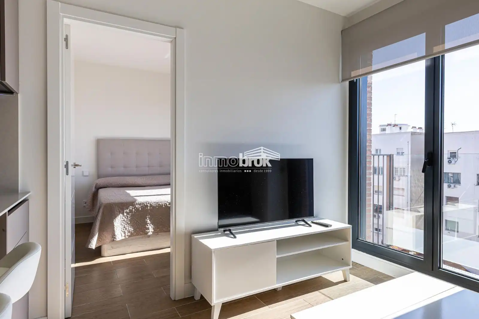 Sala de estar de Piso de alquiler en Madrid con Aire acondicionado, Trastero y Piscina