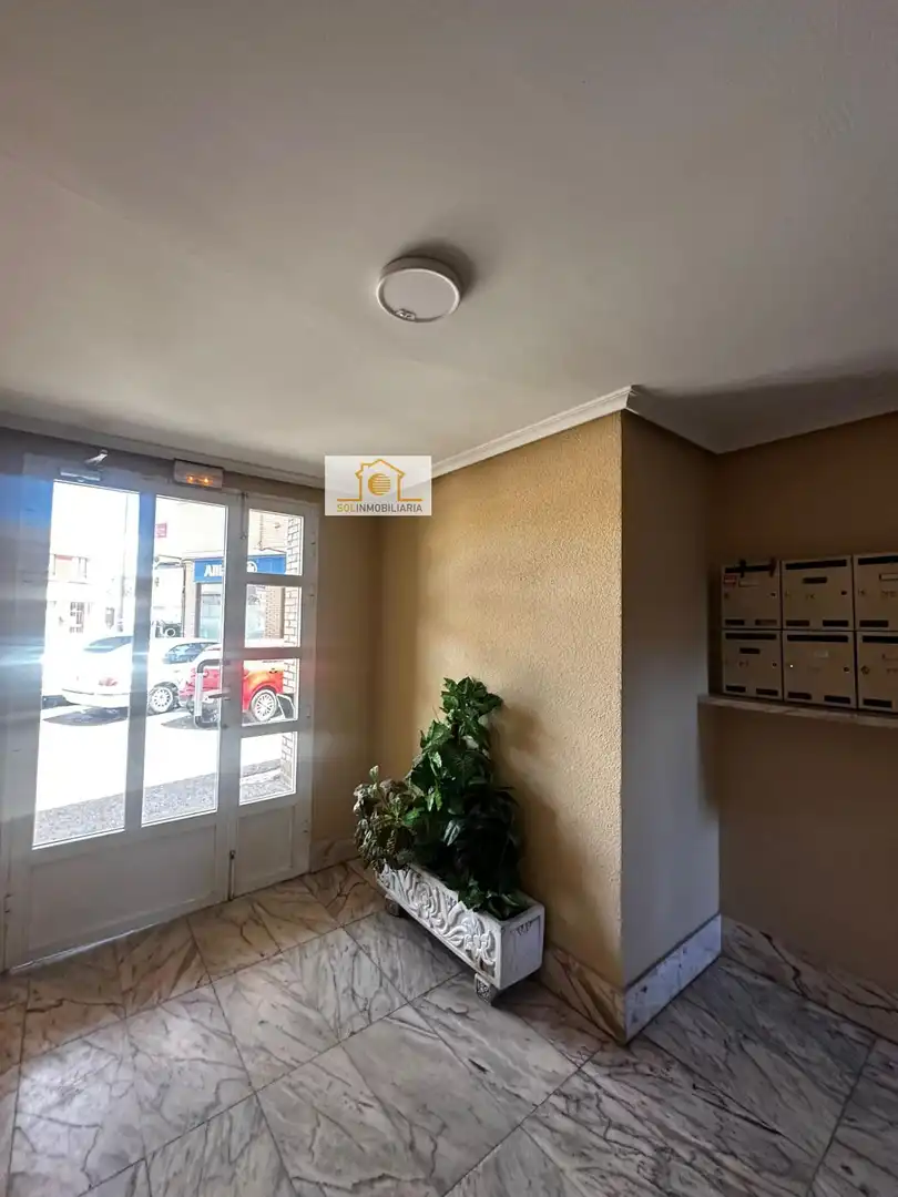 Apartamento en venta en León Capital  con Calefacción, Parquet y Amueblado