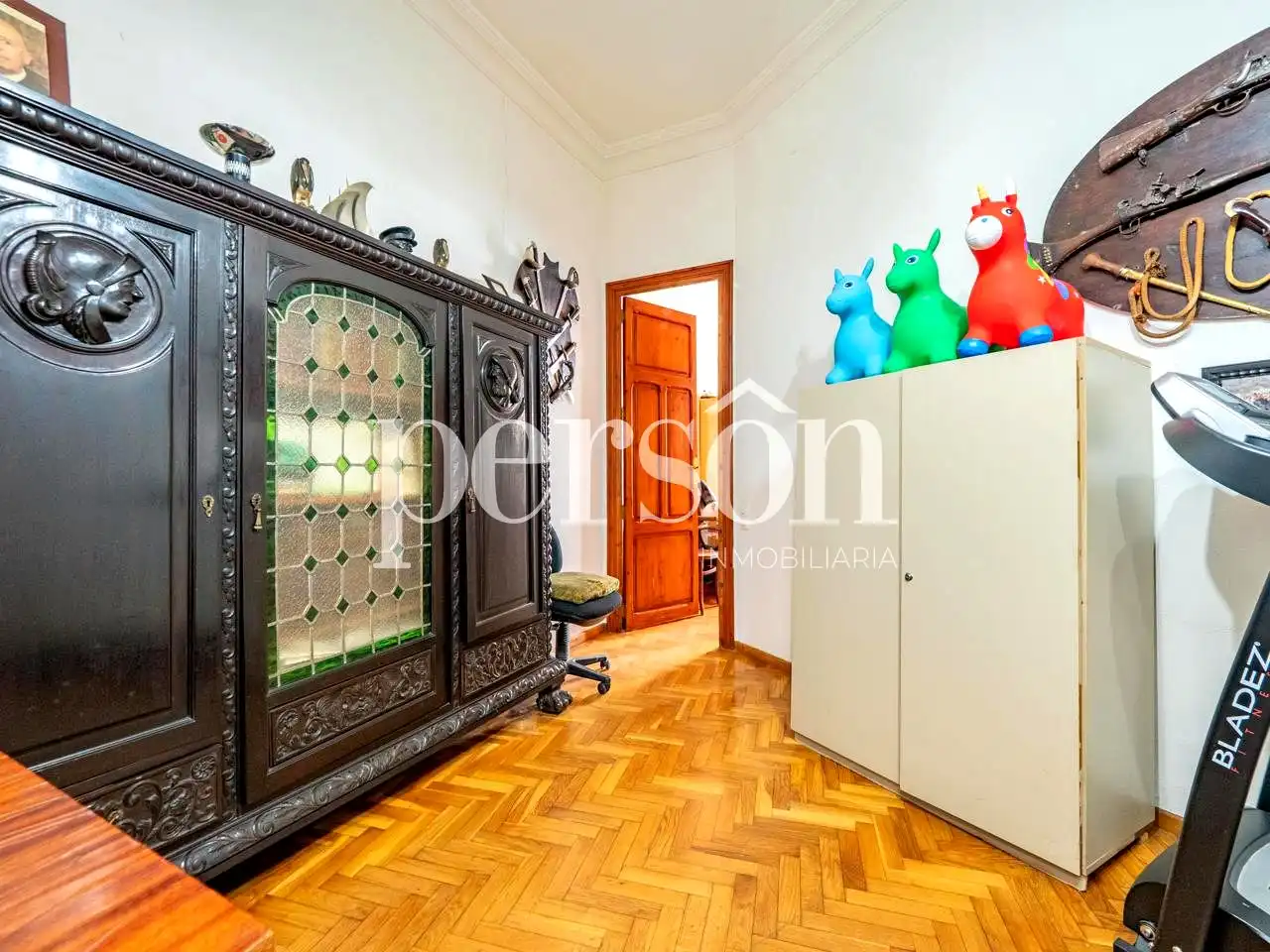 Flat with terrace for sale in calle d'Aparisi i Guijarro, imagen 12