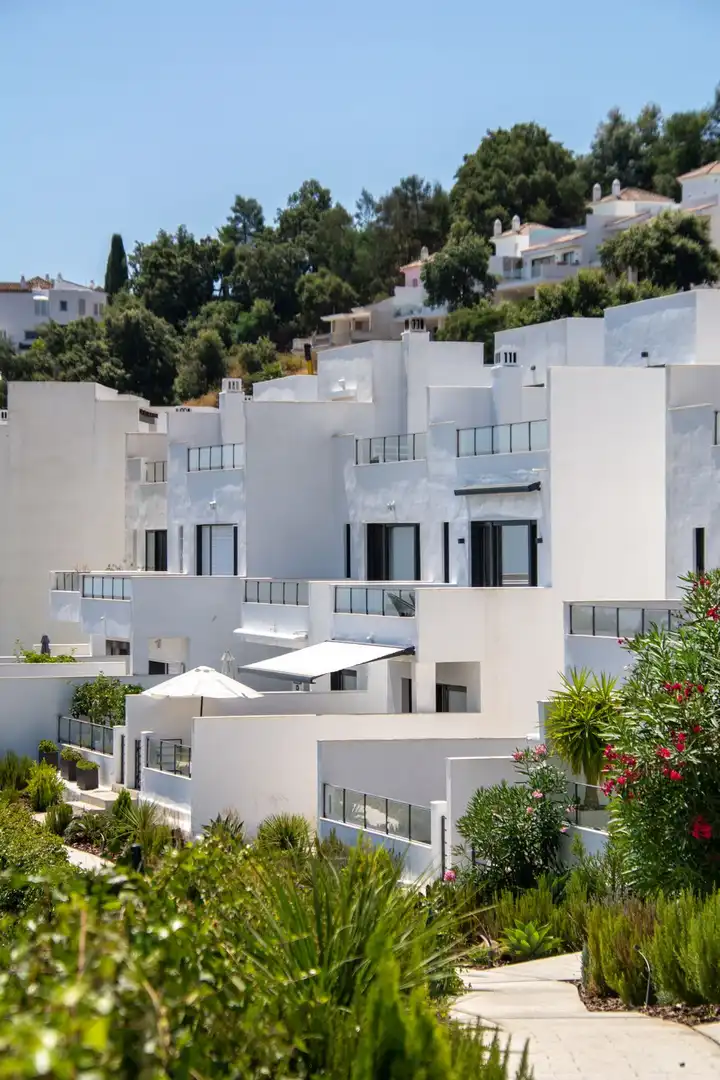 Vista exterior de Casa adosada en venta en Ojén con Terraza, Trastero y Piscina