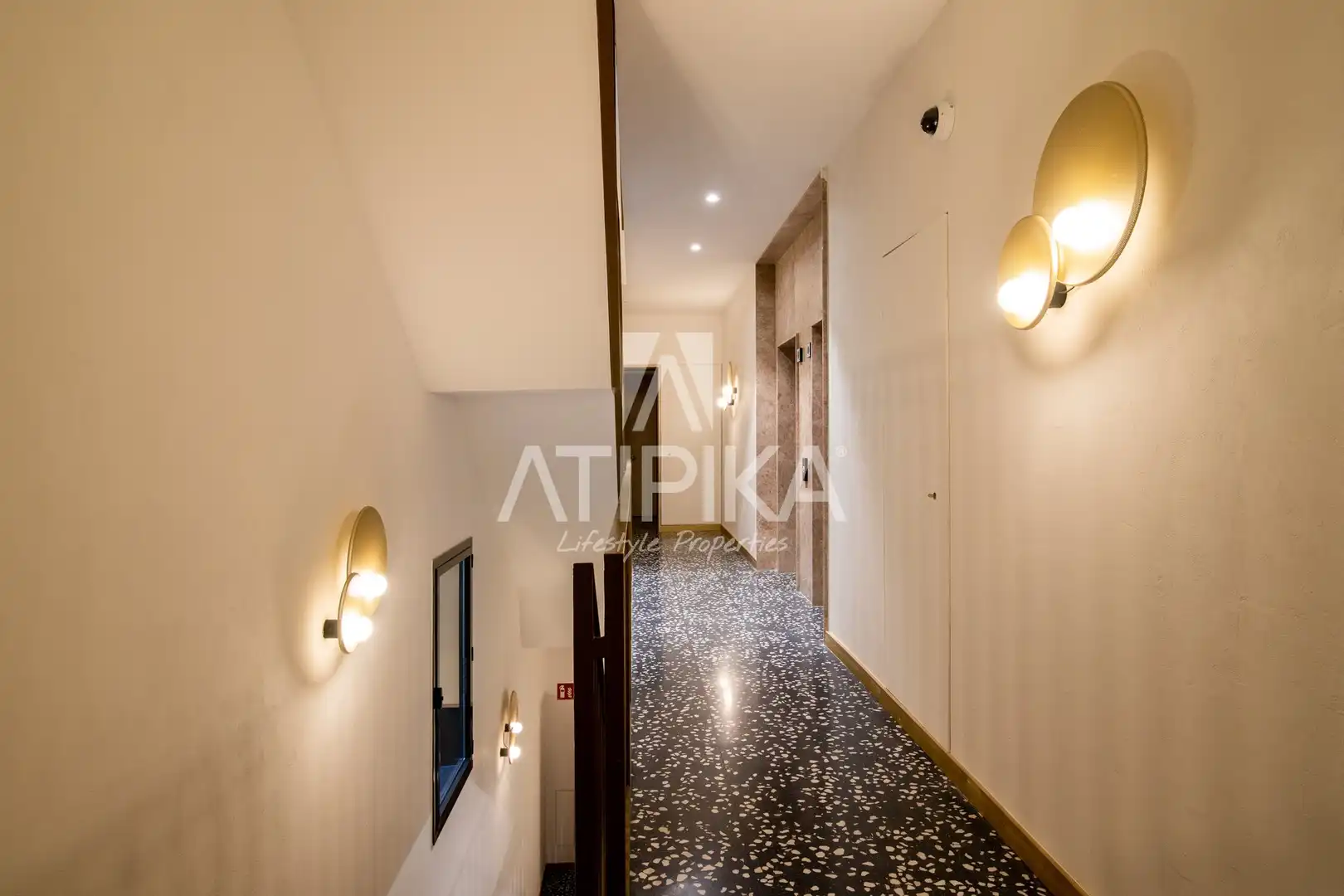 Flat with terrace to rent in Consell de Cent, imagen 21