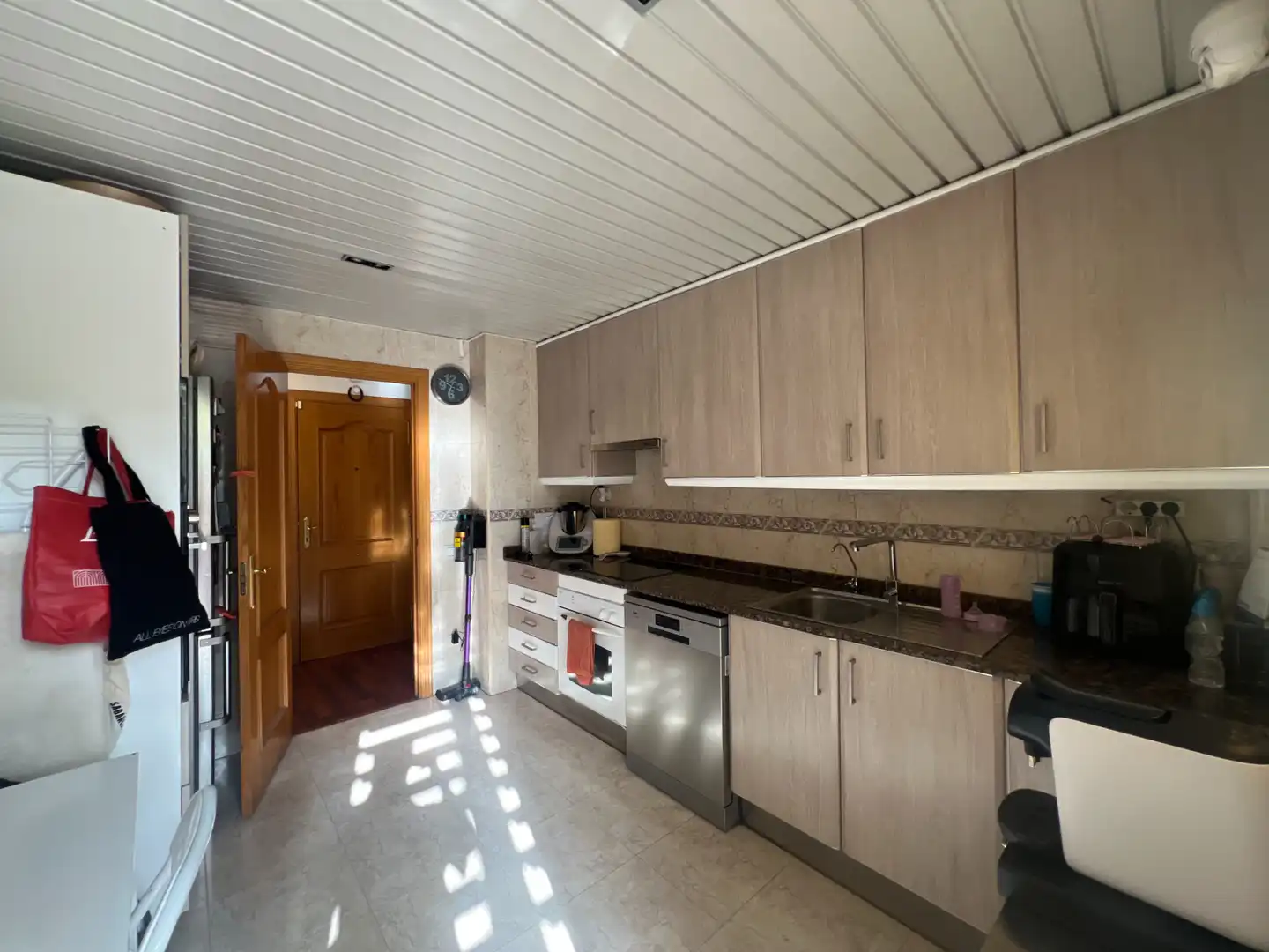 Cuina de Dúplex en venda en Castellbisbal amb Calefacció, Parquet i Terrassa